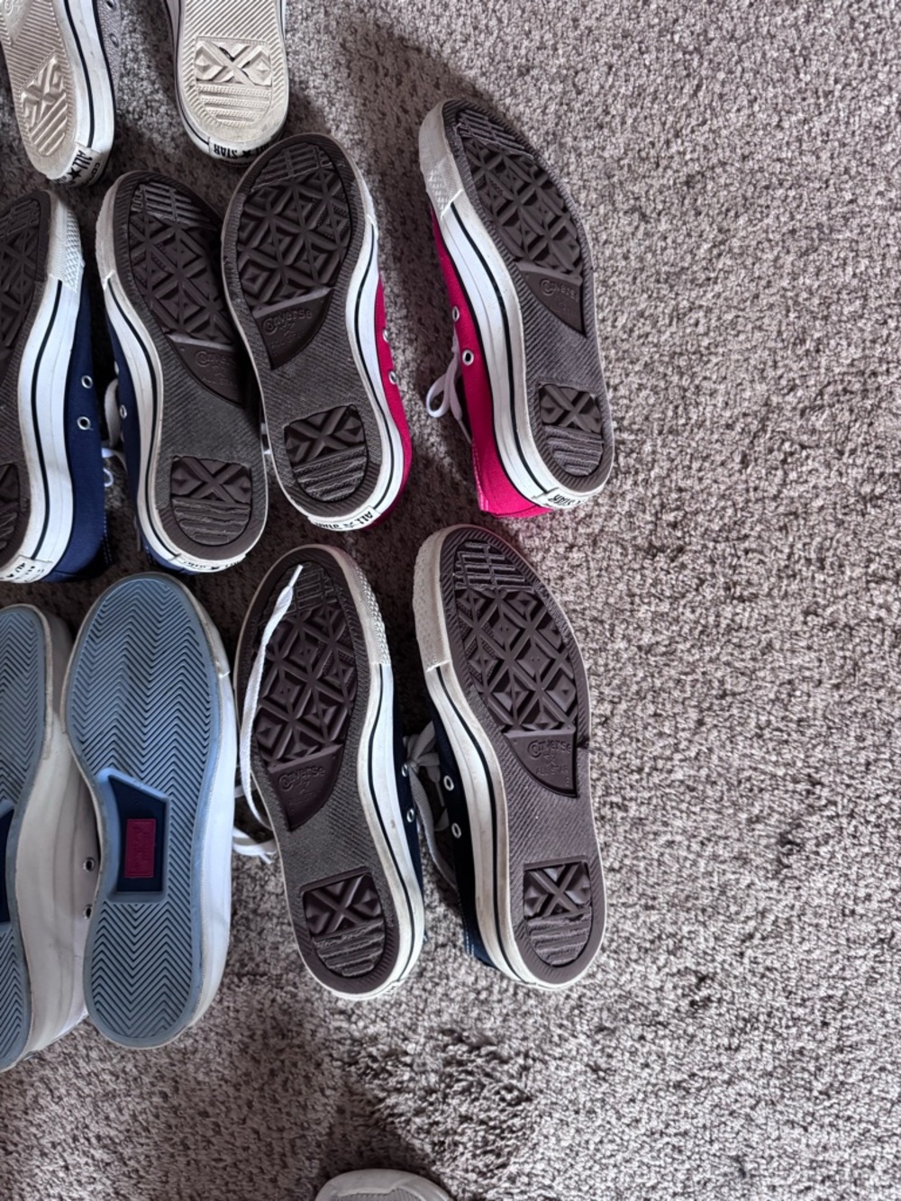 Mixed Lot of Converse Canvas Sneakers - Multiple Colors - Picture 14 of 14